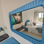 Bella Villa