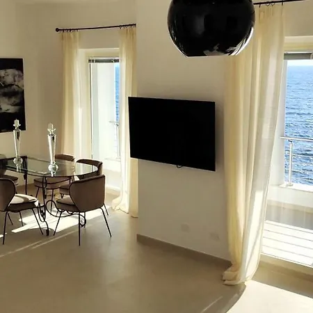 Bella Villa