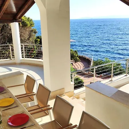 Bella Villa
