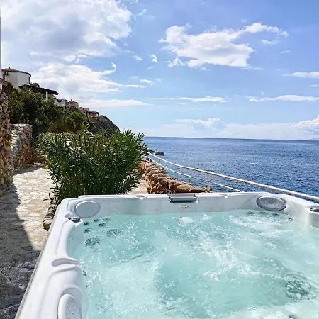Bella Villa *